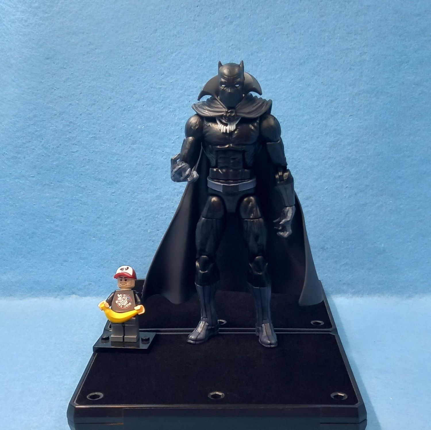 MARVEL LEGENDS BLACK PANTHER (P/O)