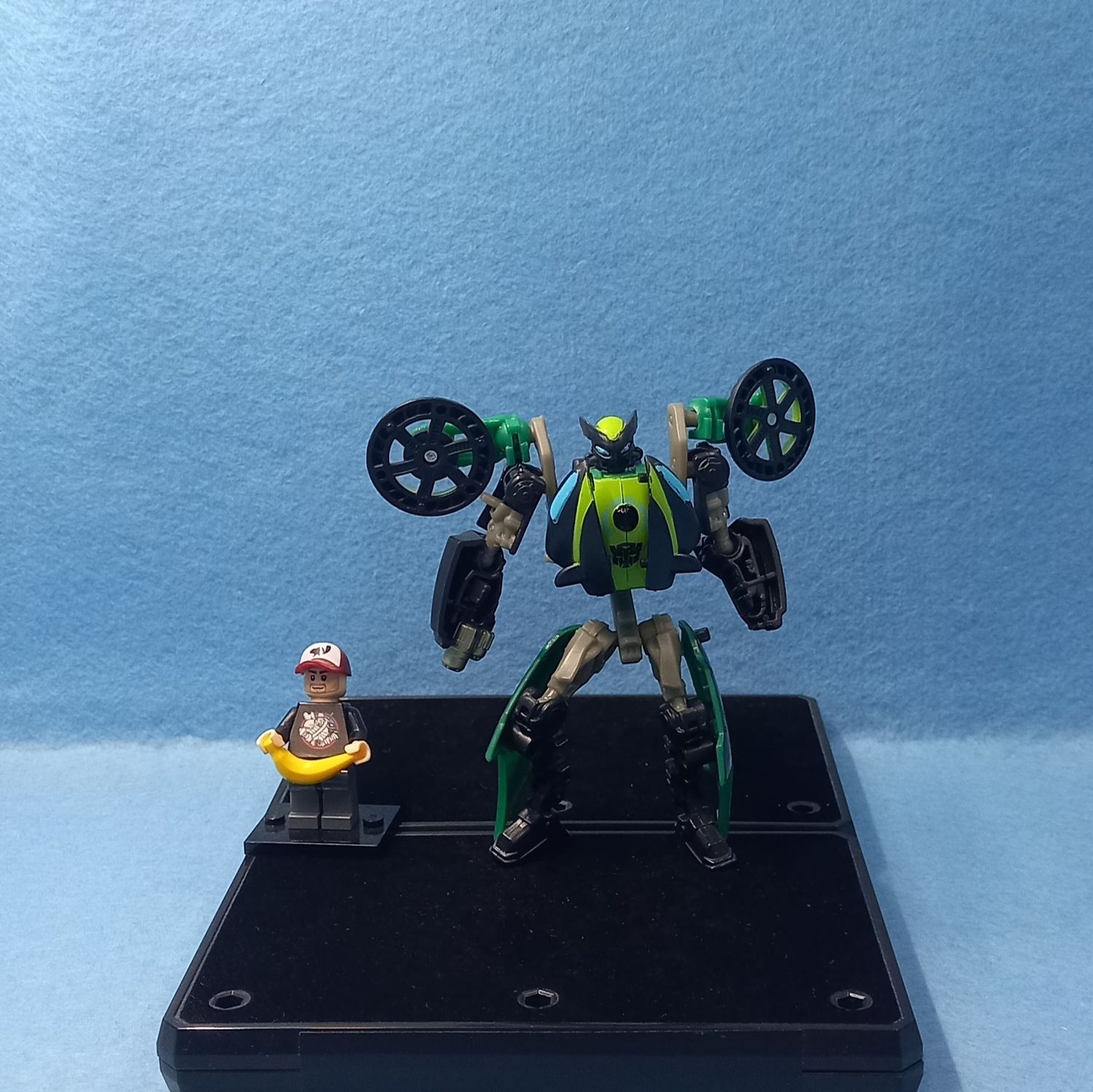 TRANSFORMERS KNOCK OUT (P/O)