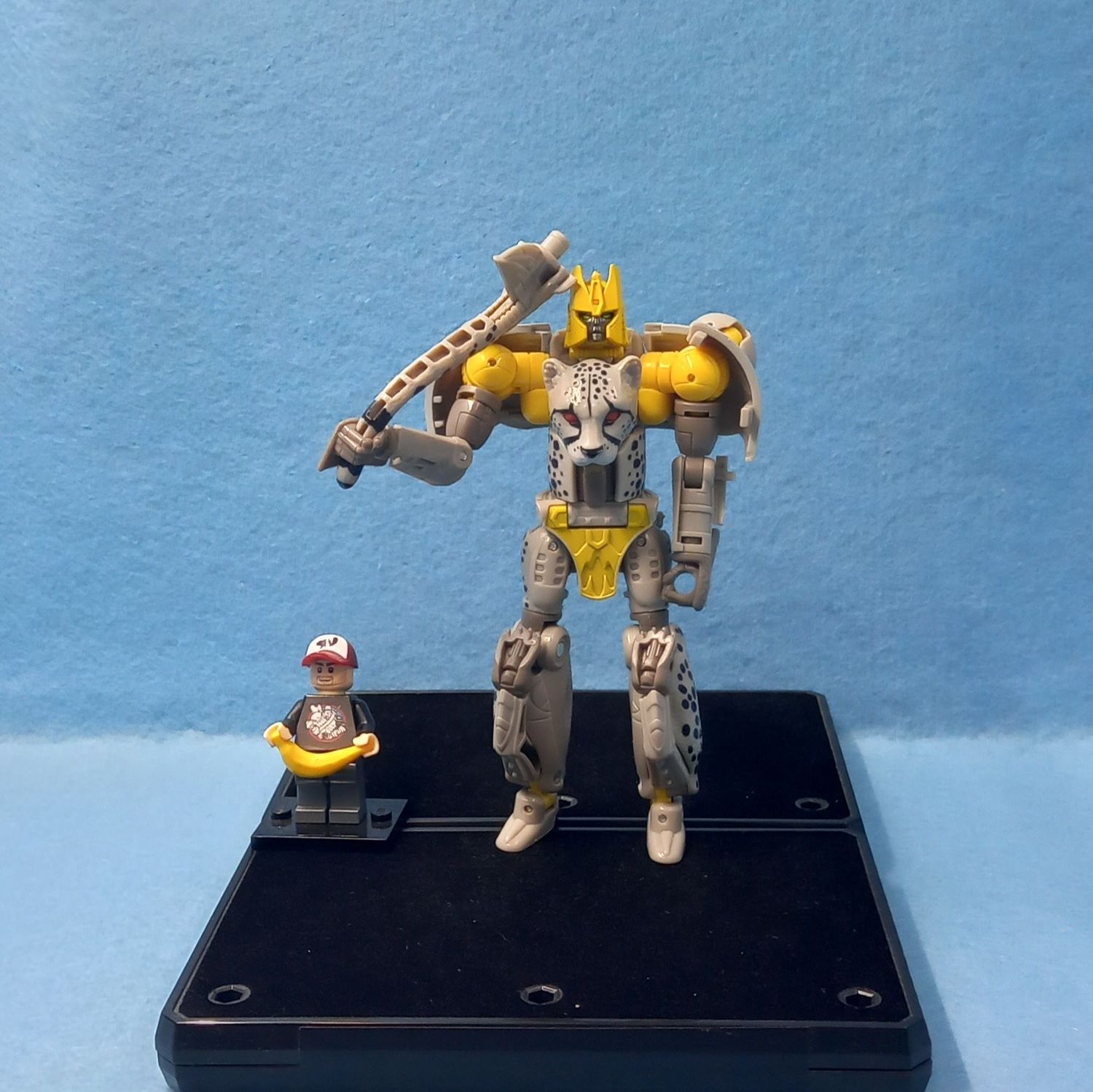 TRANSFORMERS NIGHTPROWLER (P/O)