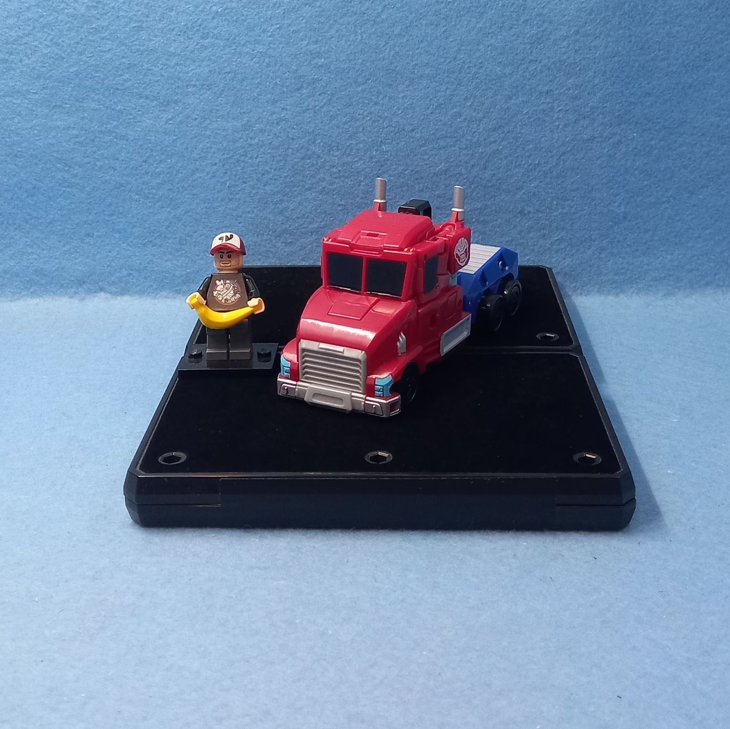 TRANSFORMERS OPTIMUS PRIME (P/O)