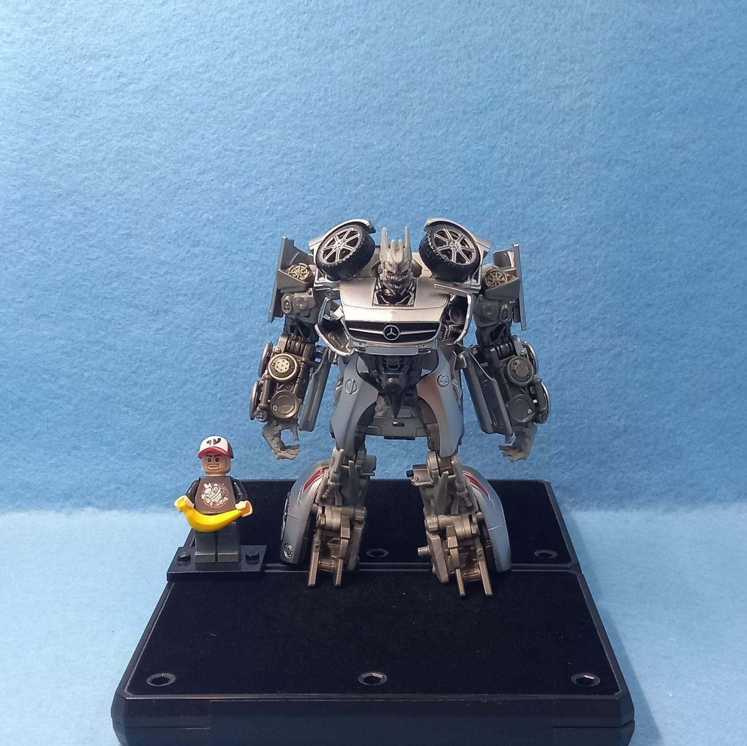 TRANSFORMERS SOUNDWAVE (P/O)
