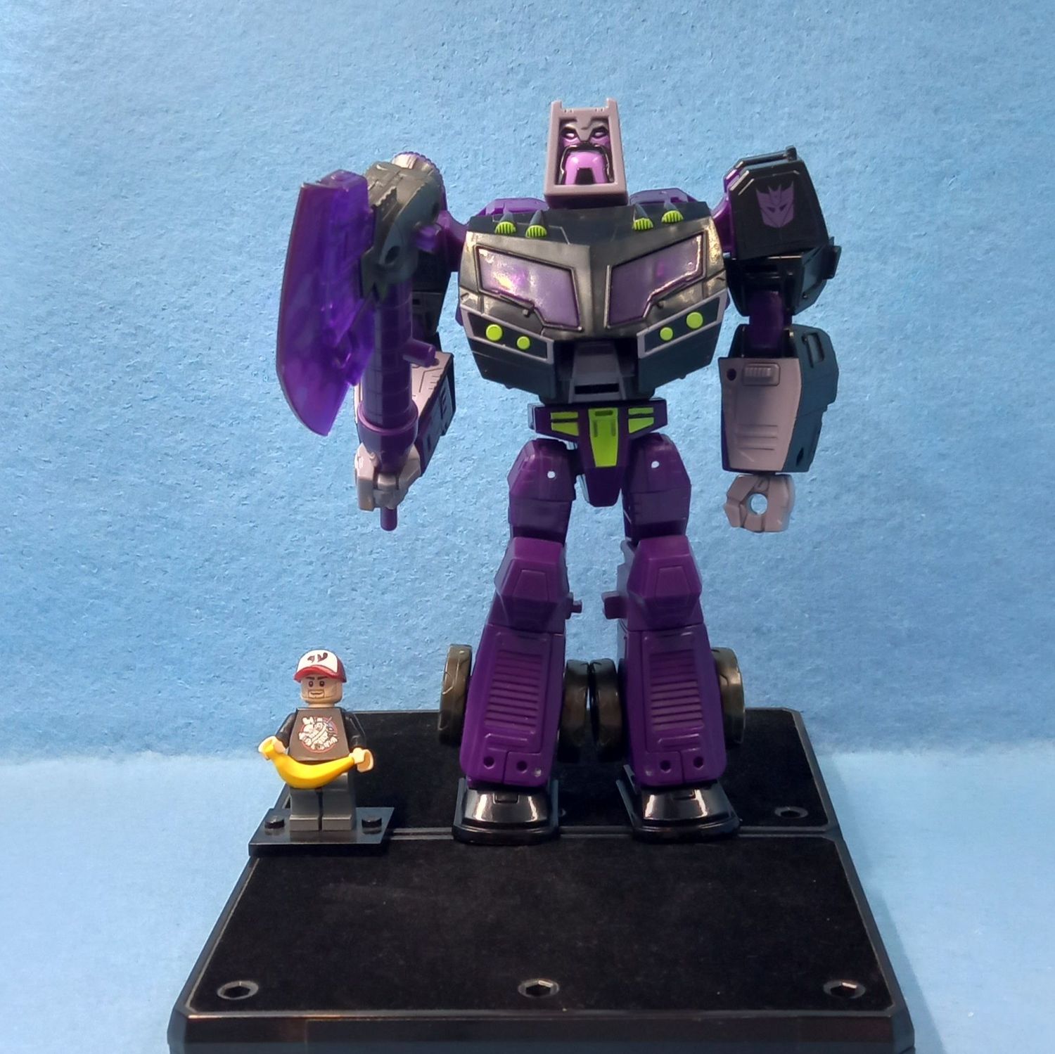 TRANSFORMERS MOTORMASTER (P/O)