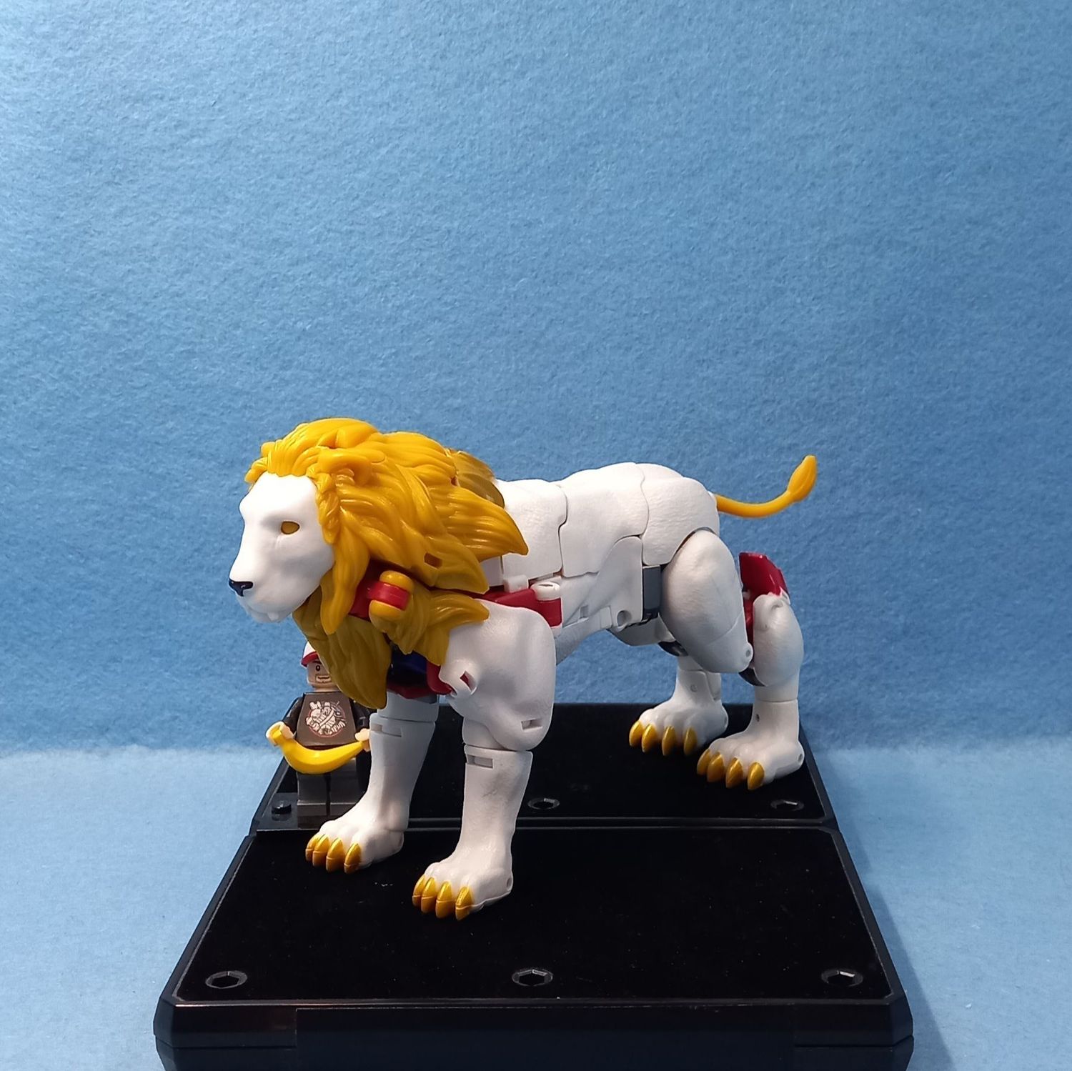 TRANSFORMERS LEO PRIME (P/O)