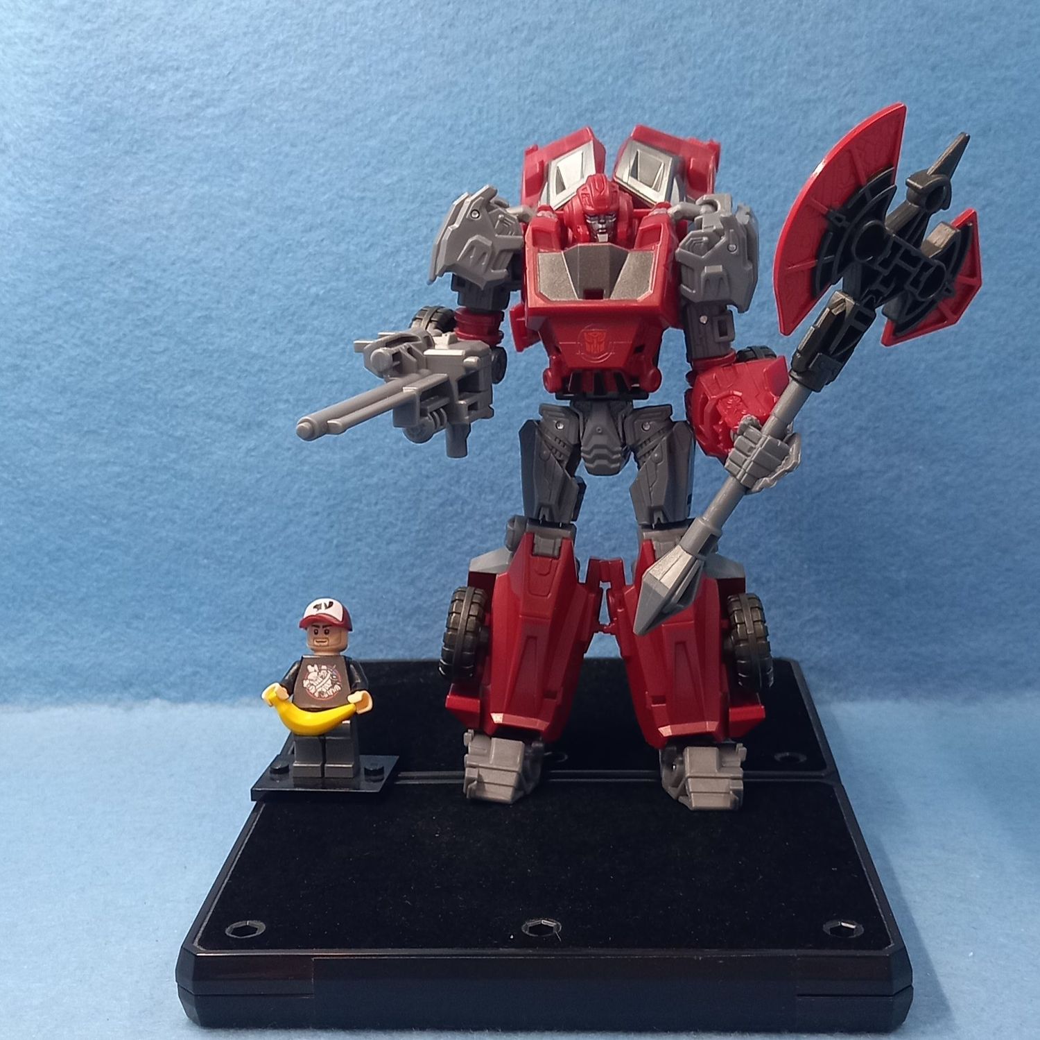 TRANSFORMERS IRONHIDE (P/O)