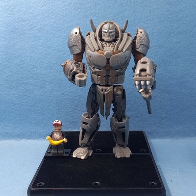 TRANSFORMERS RHINOX (P/O)