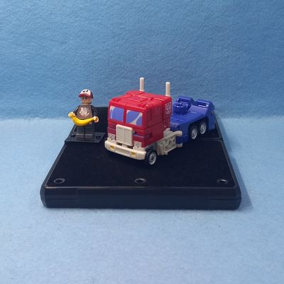 TRANSFORMERS OPTIMUS PRIME (P/O)