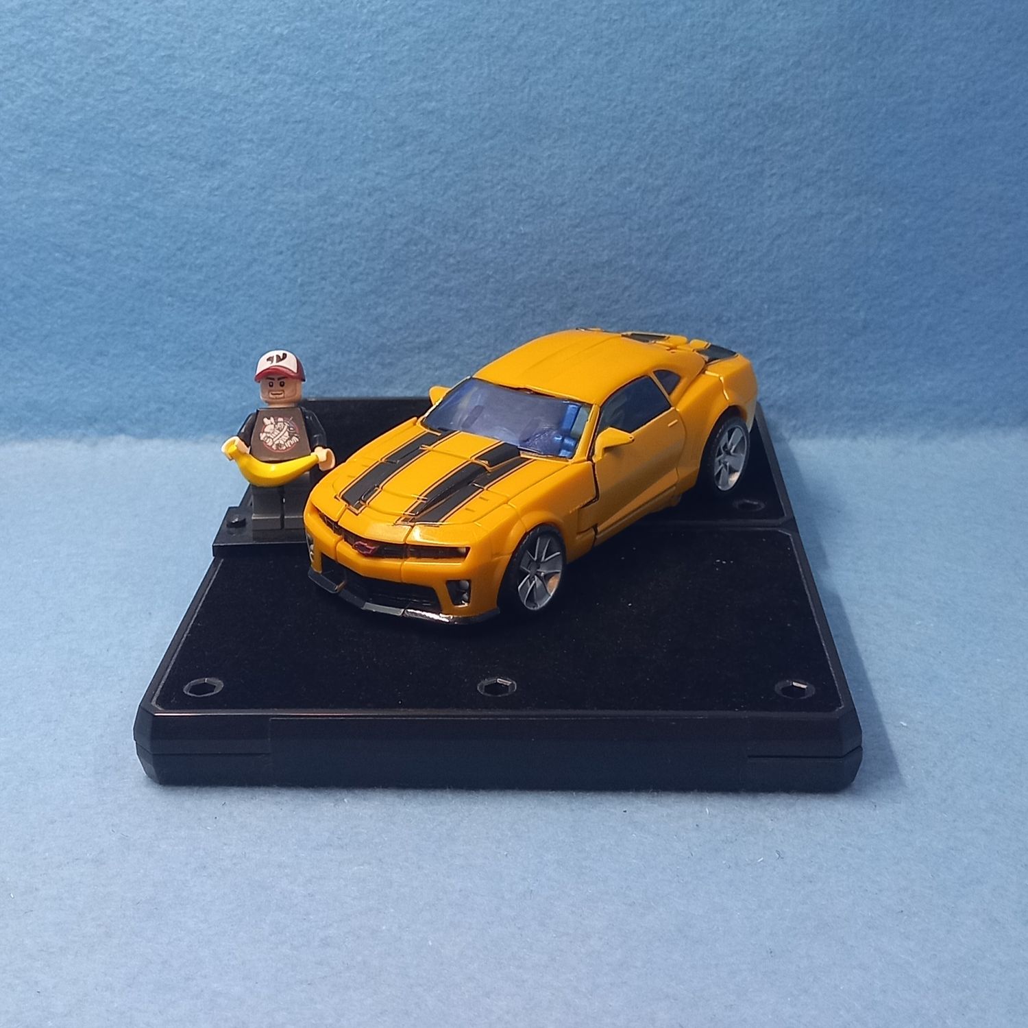 TRANSFORMERS BUMBLEEBEE (P/O)