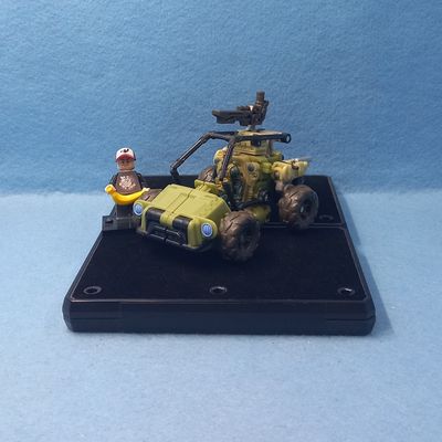 TRANSFORMERS SANDSTORM WITH PRIVATE DEDCLIFF (P/O)