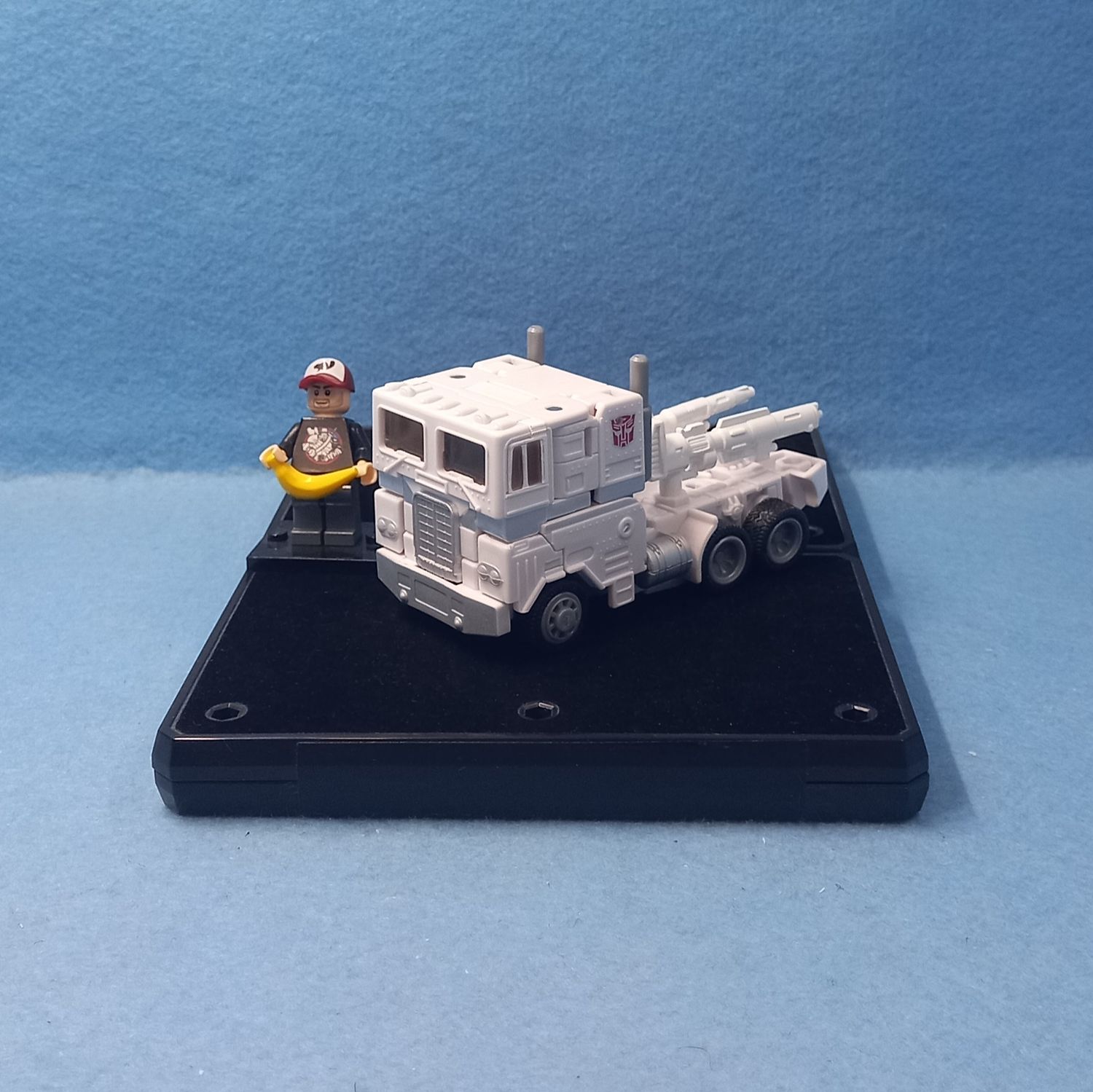 TRANSFORMERS ULTRA MAGNUS (P/O)