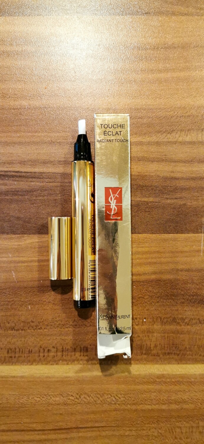 TOUCHE ÉCLAT Yves Saint Laurent
