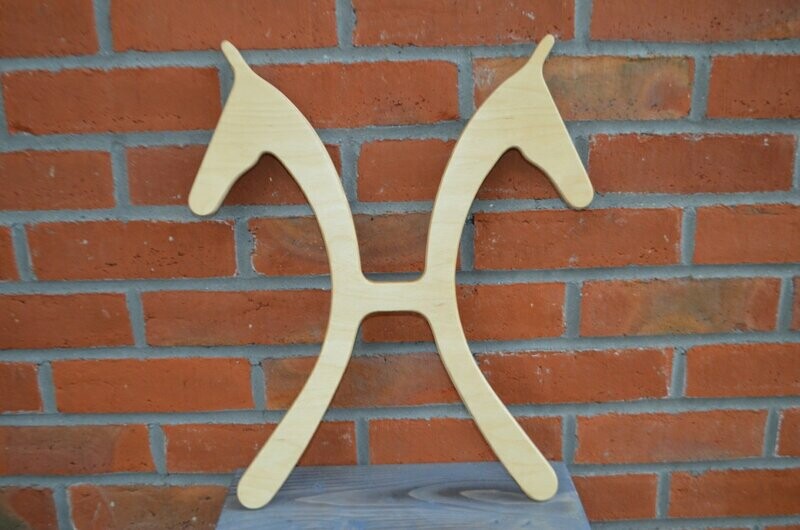 Hannoveraner H aus Holz