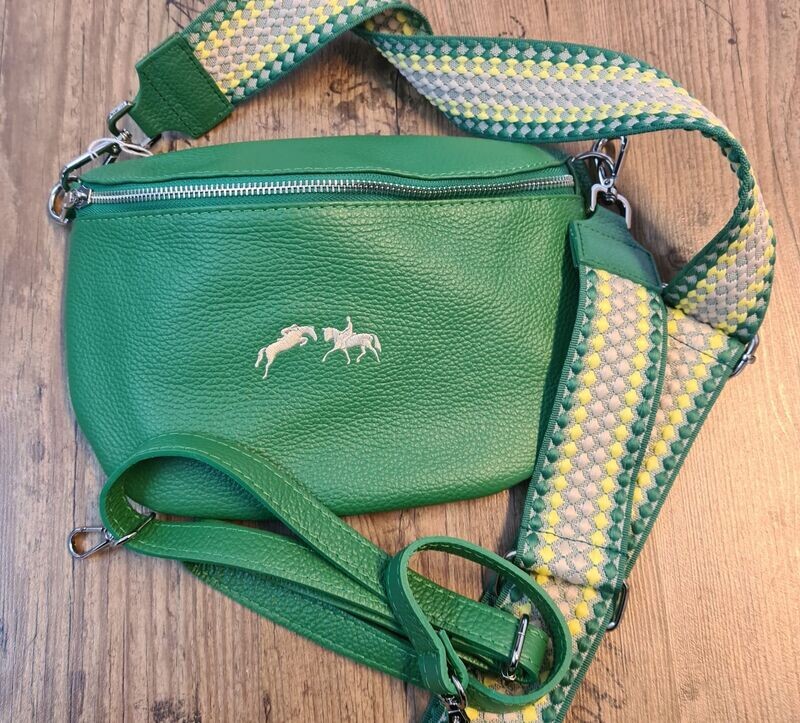 Crossbody-bag
Crossbody-bag
"Hannoveraner"