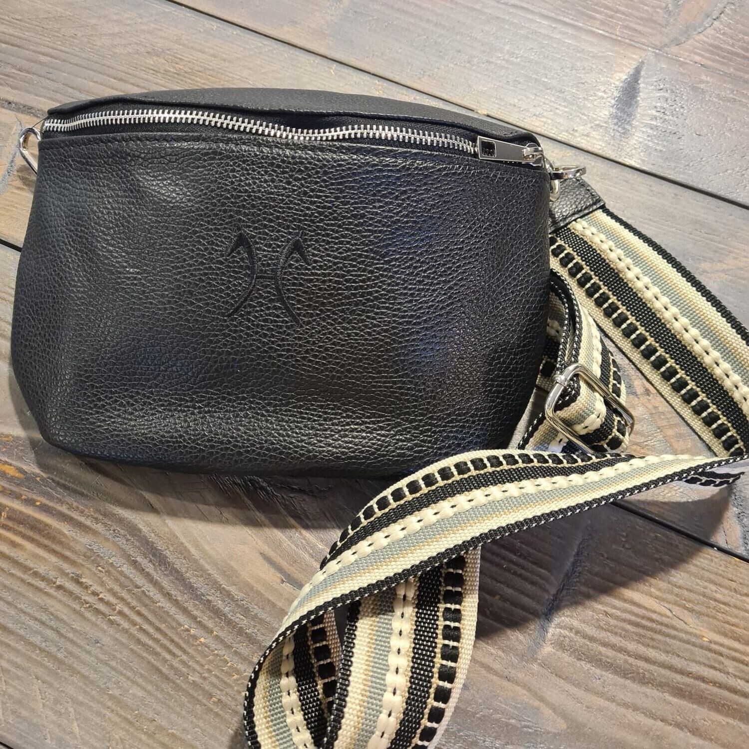 Crossbody-bag
 "Hannoveraner"