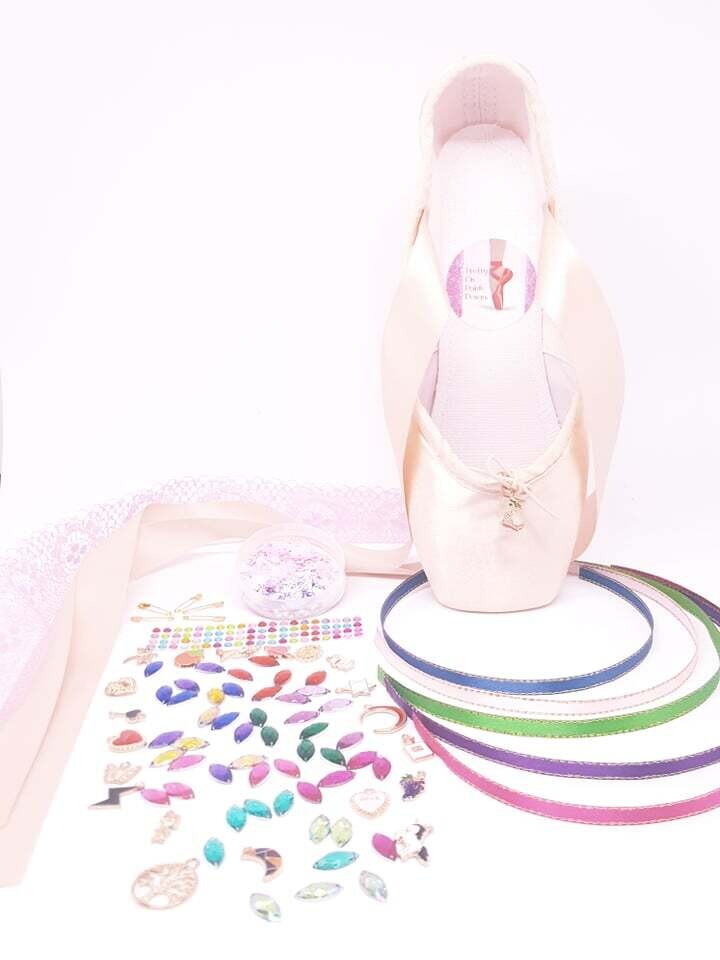 Pointe Party Decorator Kit 2 : ★ Pirouette Pair (2 Pointes)