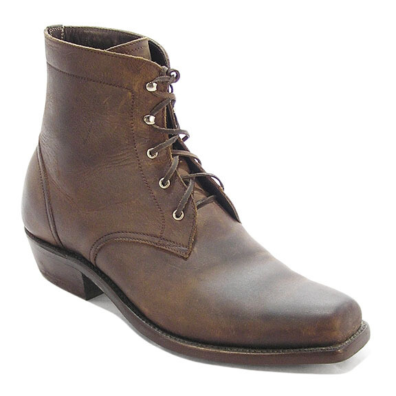 Finch Hatton Lace-Up Packer Boots