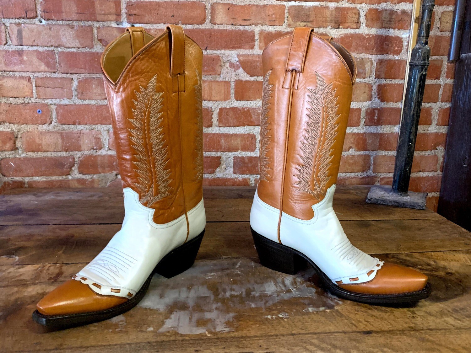 8D Men's Dance Hall Cowboy Boots Closeout