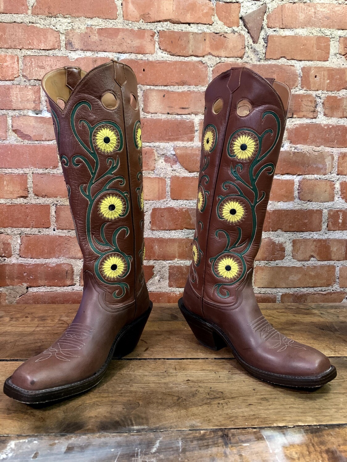 Sunny Delight Cowboy Boots