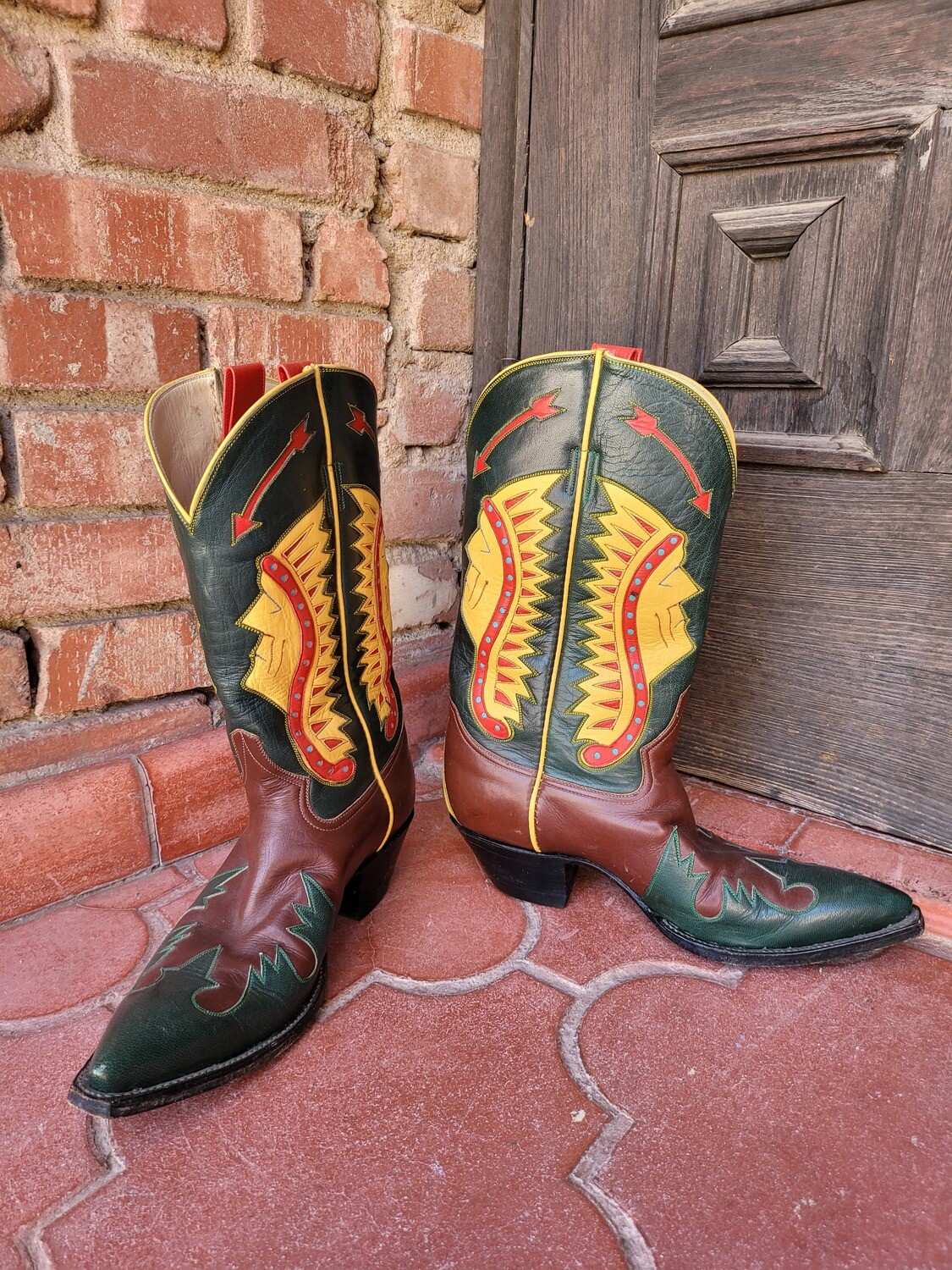 7.5B Ladies RocketBuster Indian Head Cowboy Boots Closeout