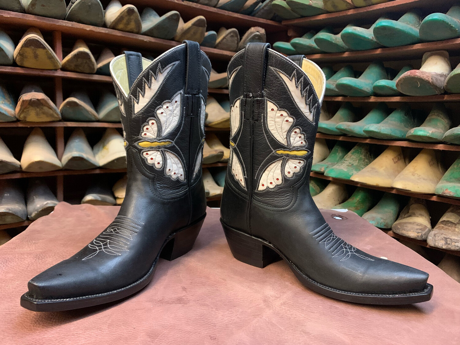Miniposa Cowboy Boots