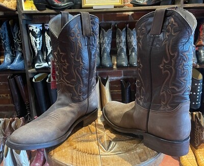14D Men's Brown Distressed Cowboy Boots w/Matching Belt Size 42 (Closeout)