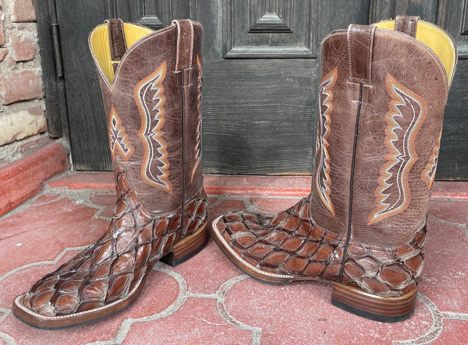 10D Men's Brown Big Bass Cowboy Boots (Closeout) Rodeo Toe