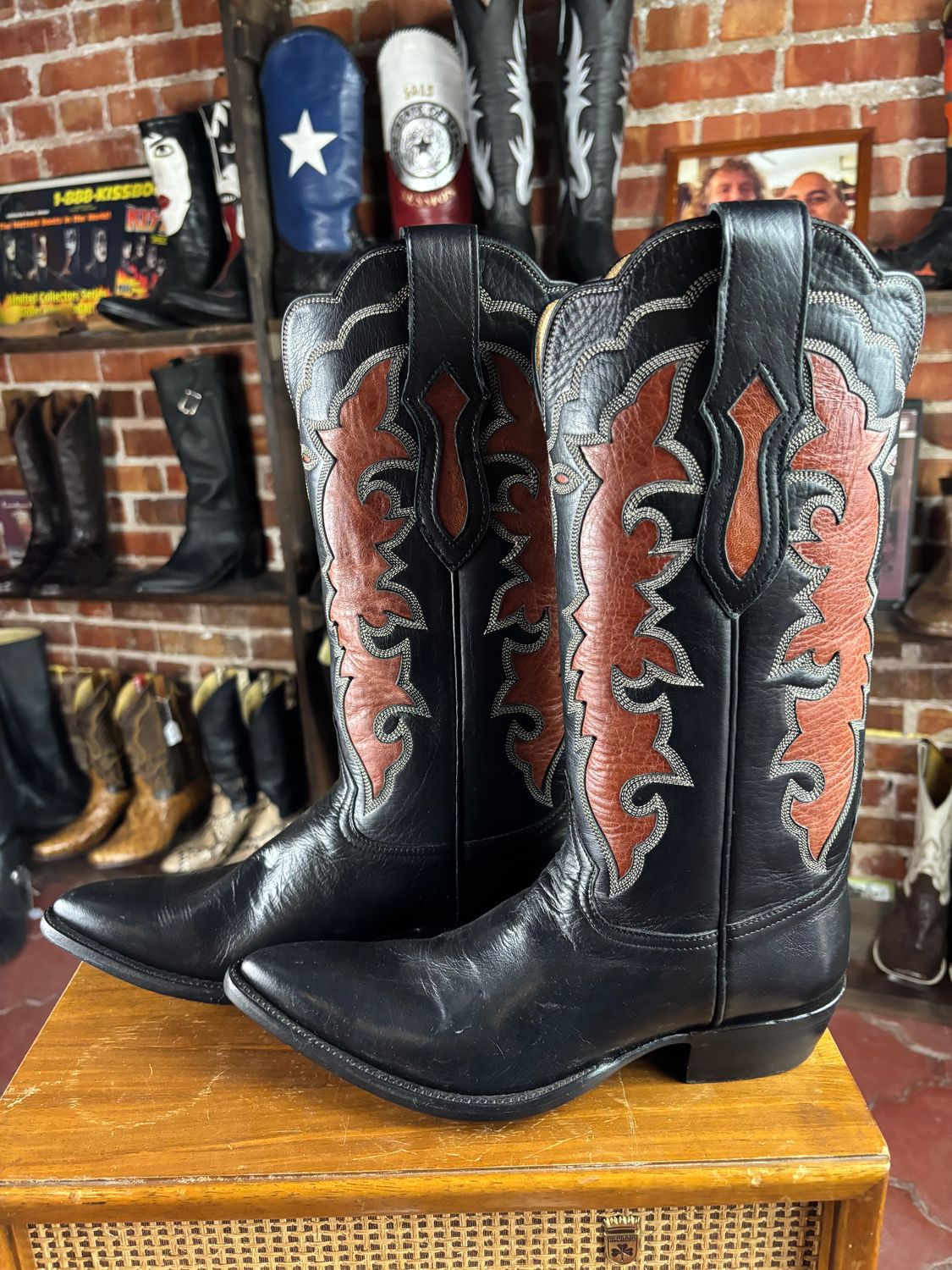 8.5 B Ladies Custom Inlaid Cowboy Boots