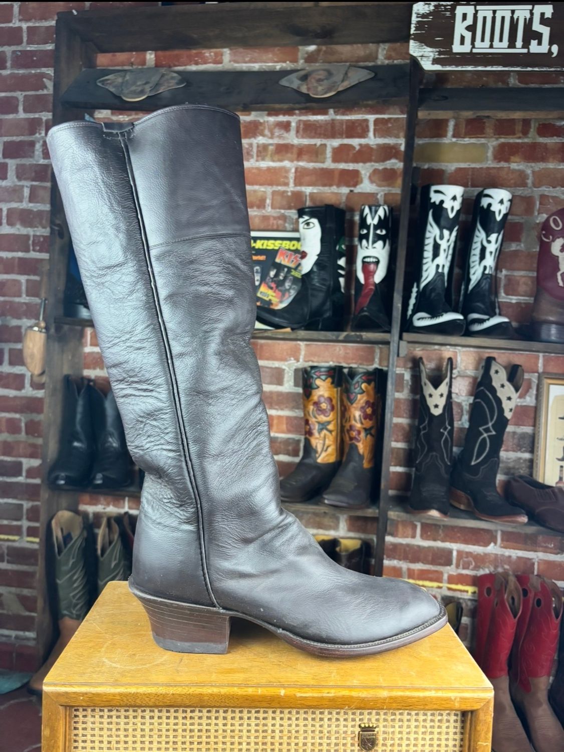 Shotgun 11D Men's Closeout Chocolate Brown Cowhide