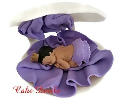 Fondant Prince or Princess Baby Shower Cake Topper in a Clam Shell Cake Decoration