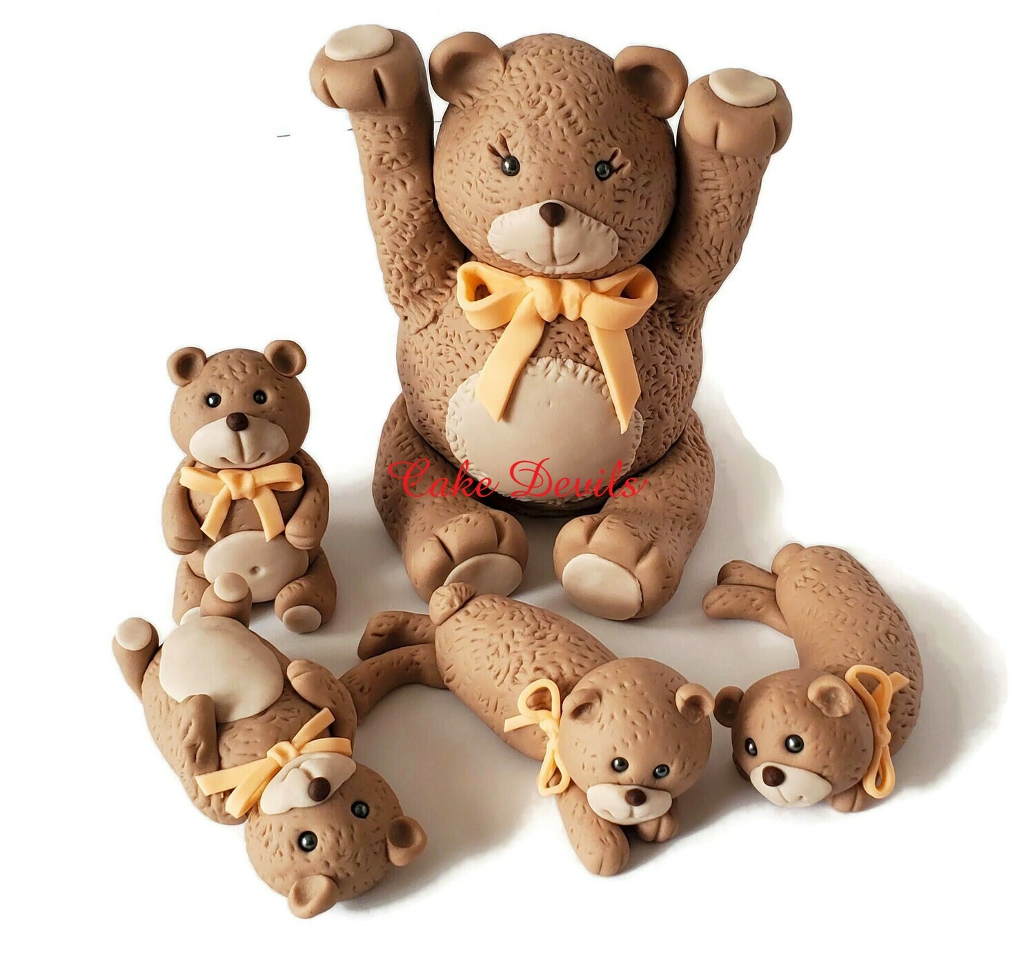 Large Bear to hold up Dummy Cake with Marching Fondant Teddy Bear Cake Toppers