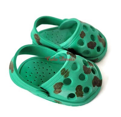 Fondant Summer Shoes Cake Toppers, Beach croc style garden slide - Great for a birthday, baby shower, or gender reveal!
