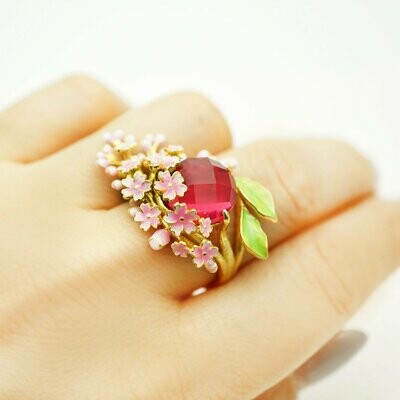 Ring, Cristal Shik