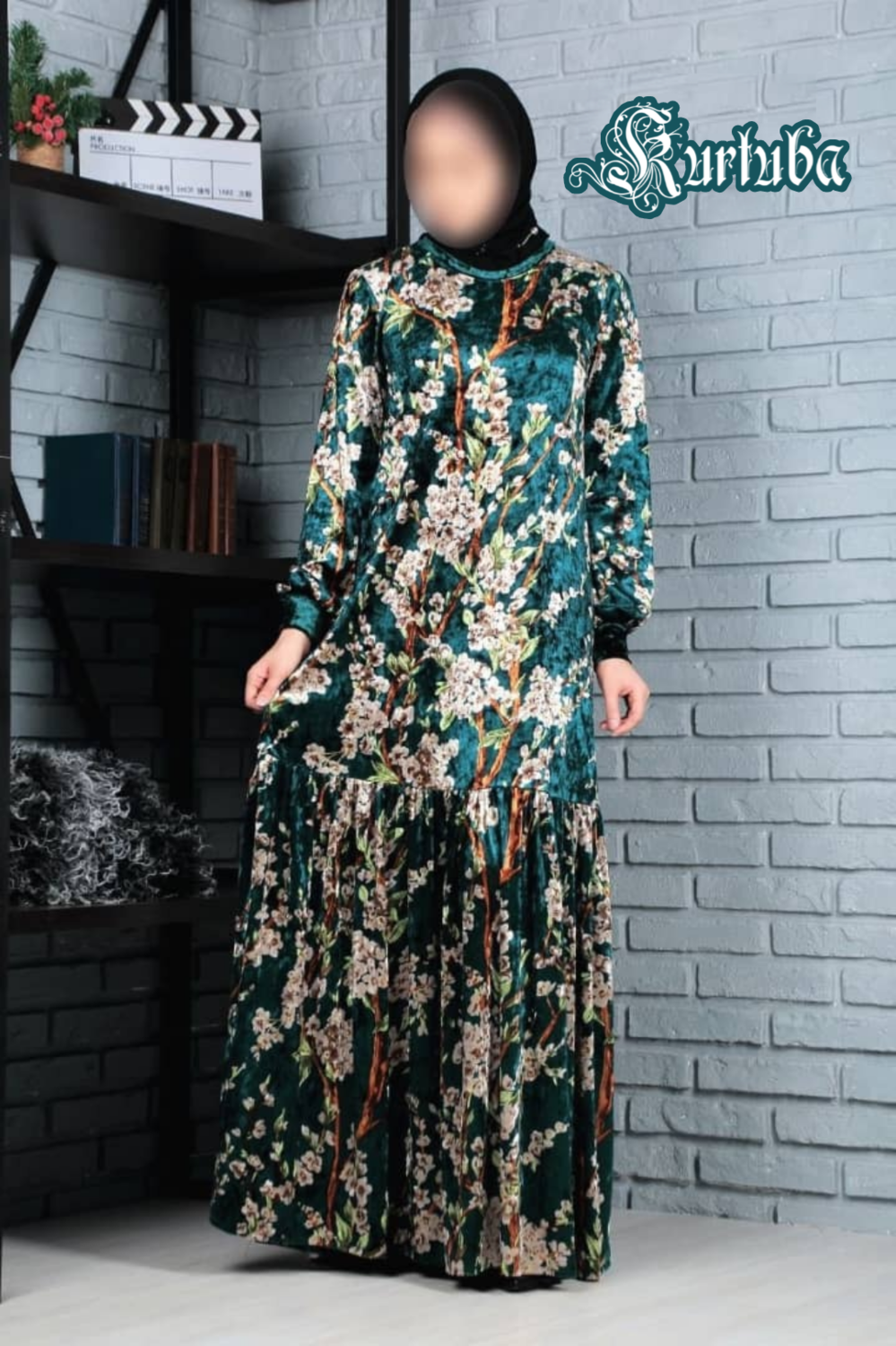 Fatima (royal velvet)