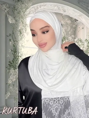 Hijab instantané - Blanc - Croisé avec dentelle - Collection Havva