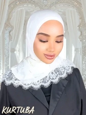 Foulard avec dentelle - Blanc - Collection Amira