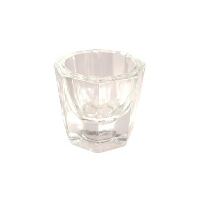 Bicchierino di vetro trasparente