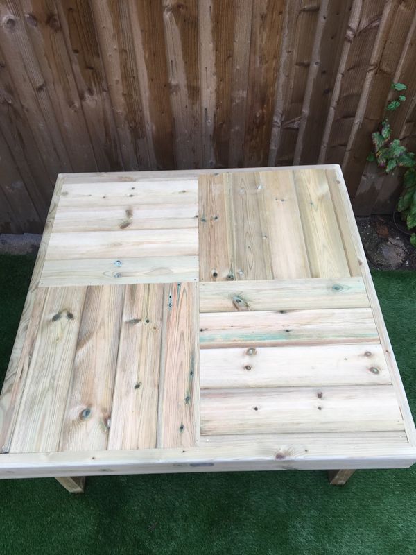 Garden table