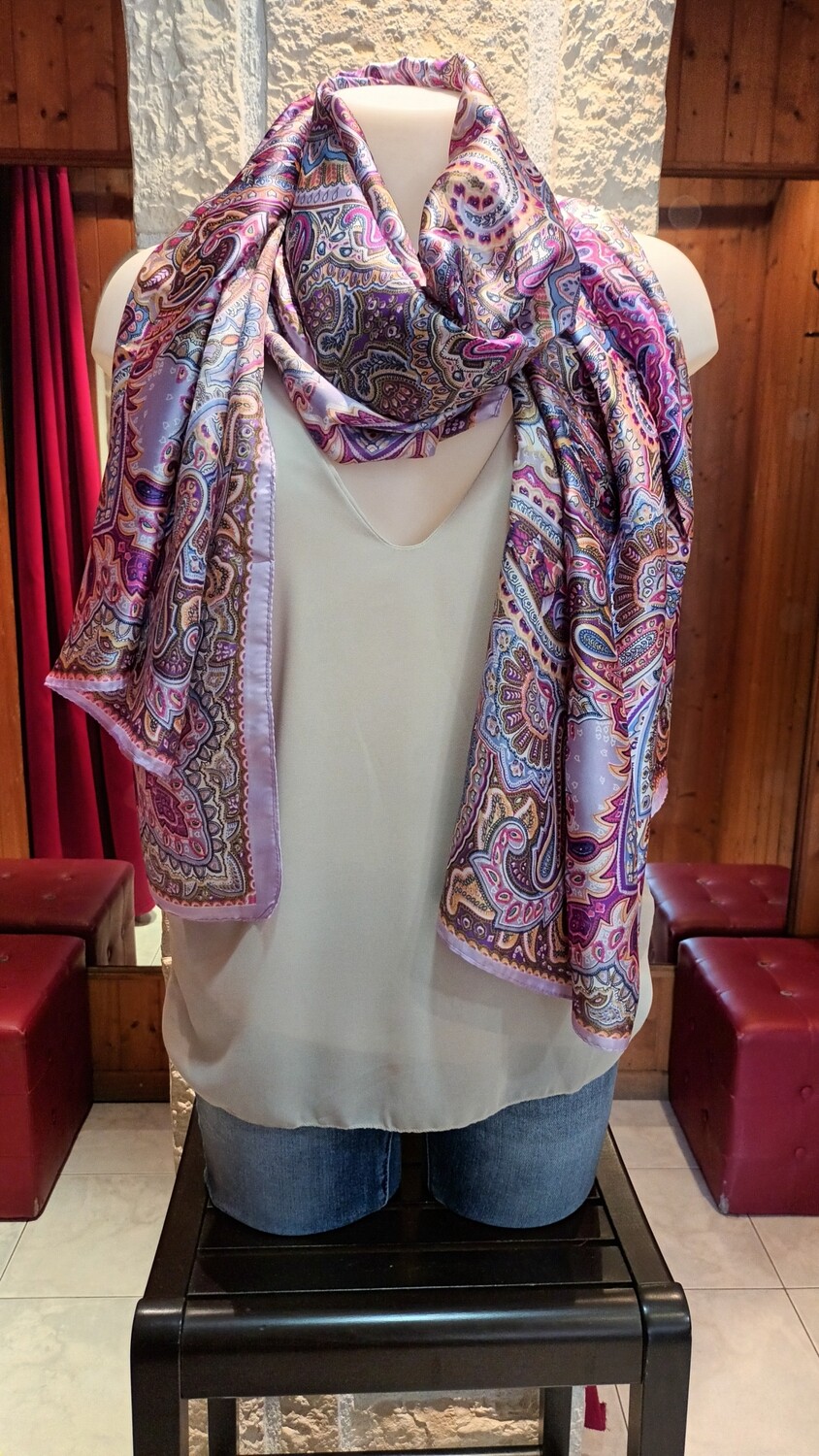 Foulard imprimé cachemire lilas