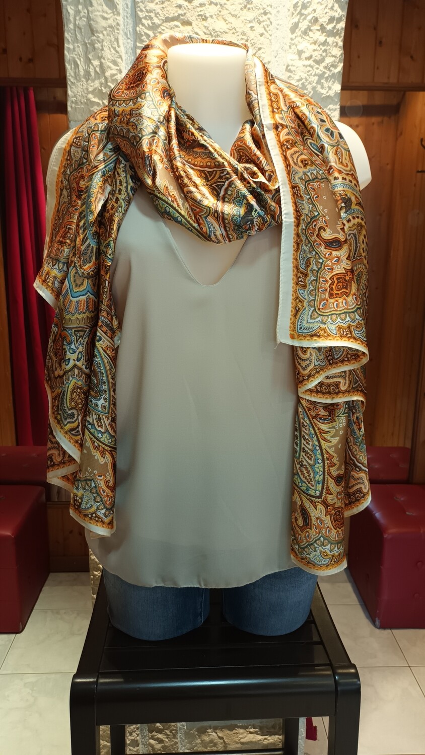 Foulard imprimé cachemire beige