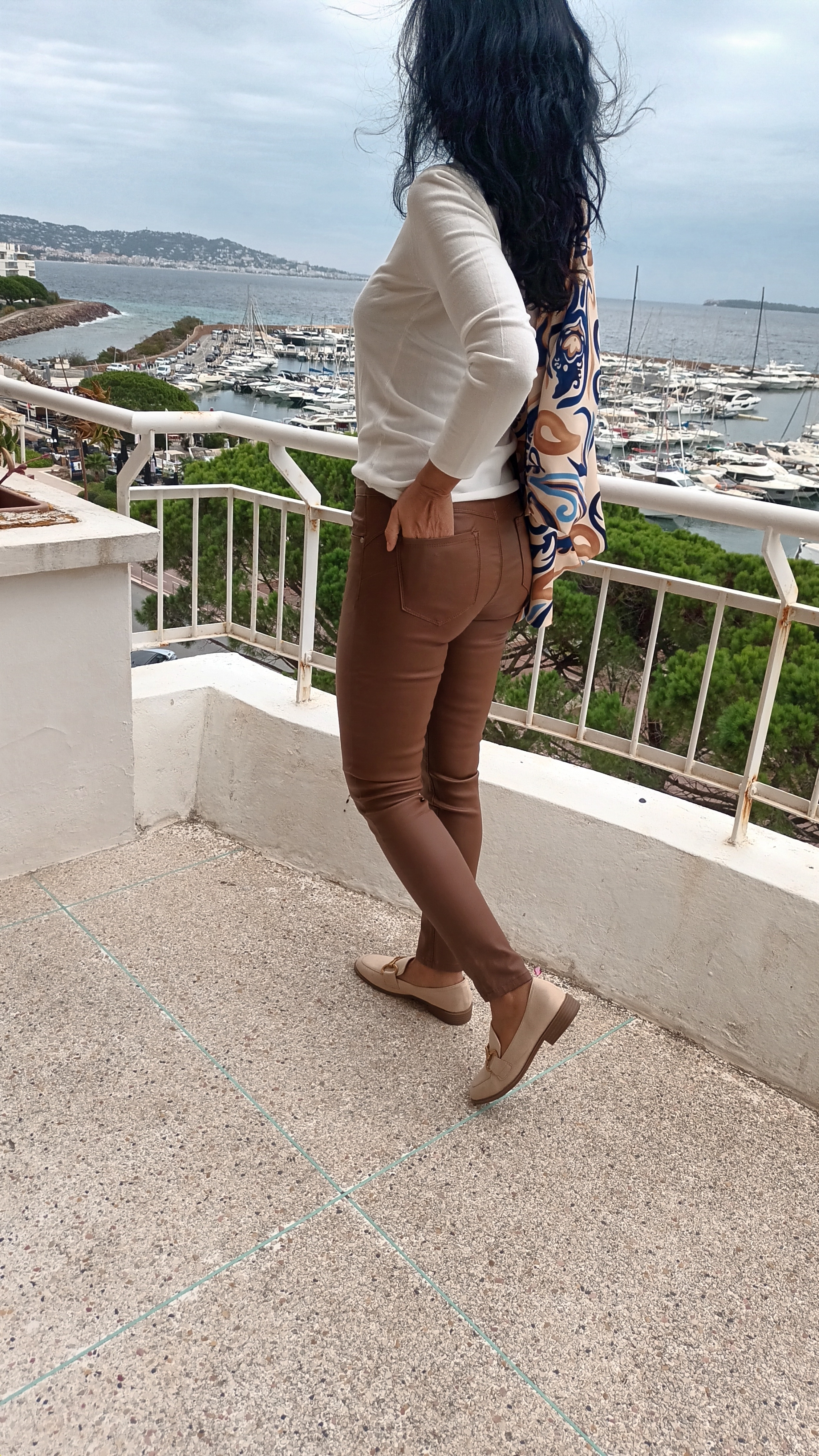 Pantalon simili cuir camel