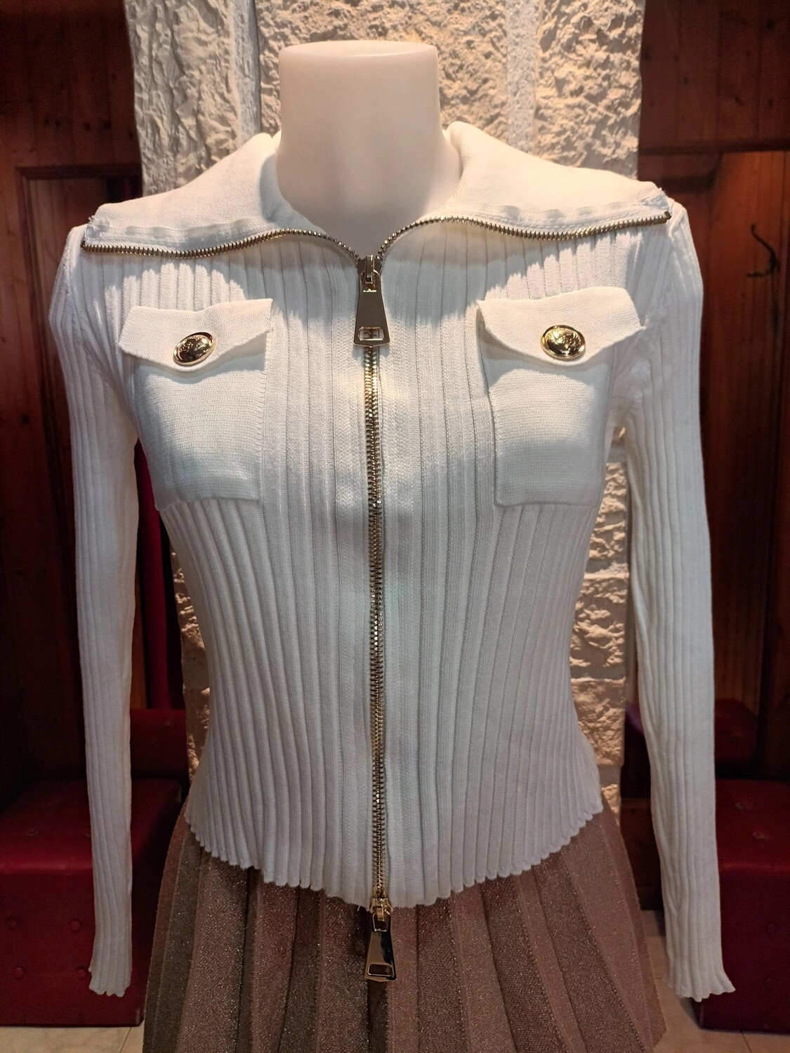 Pull zippé blanc