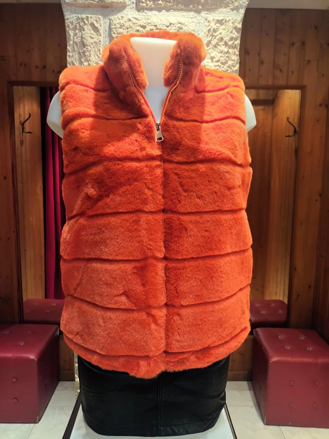 Veste fausse fourrure sans manches orange 