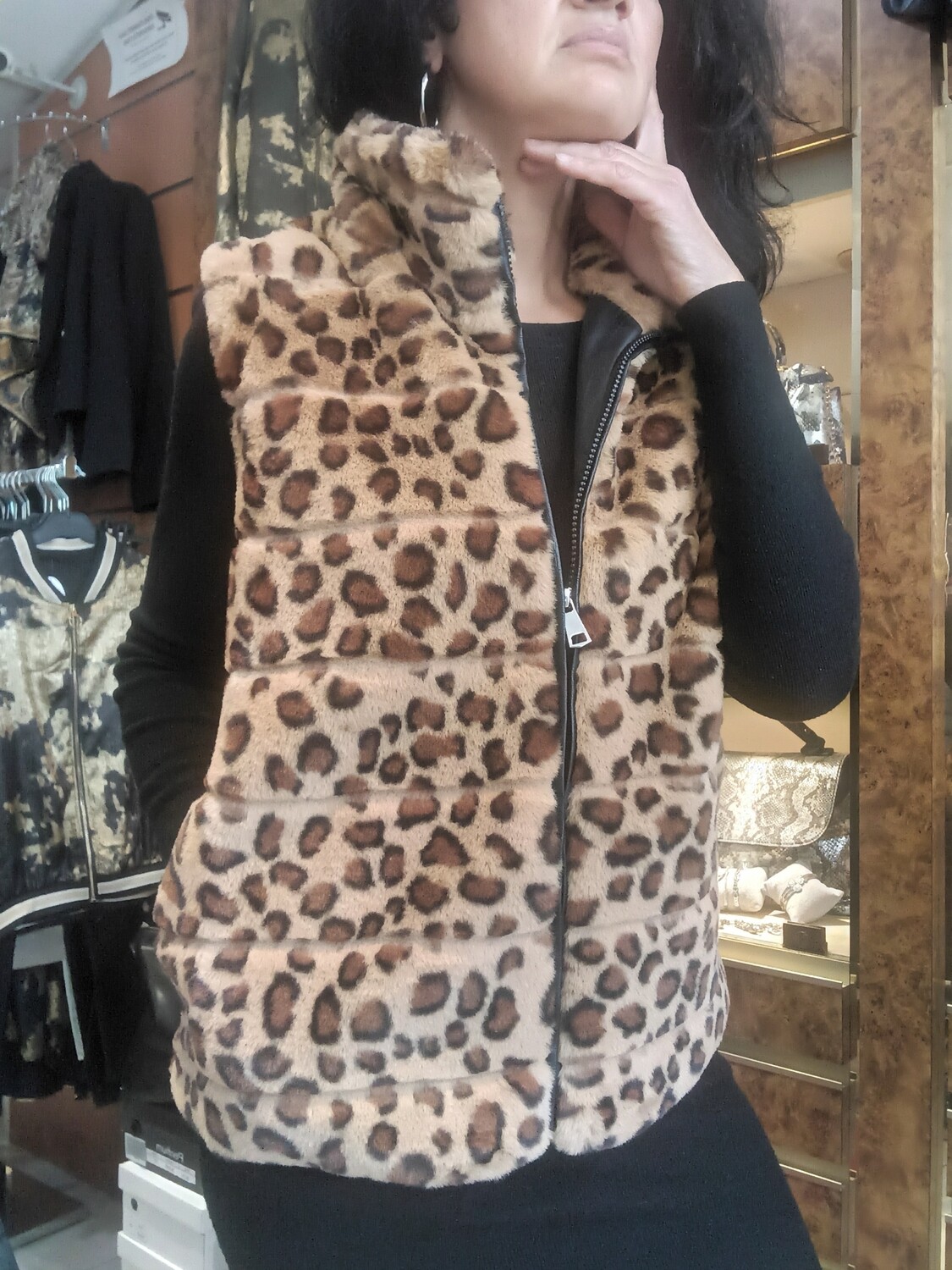 Veste fausse fourrure sans manches Leo