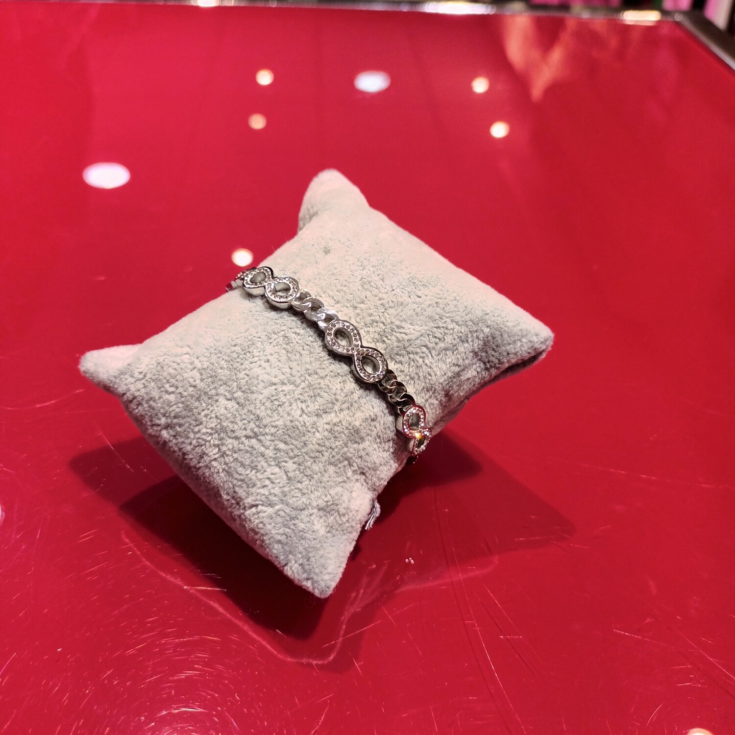 Bracelet Infinity argenté strass