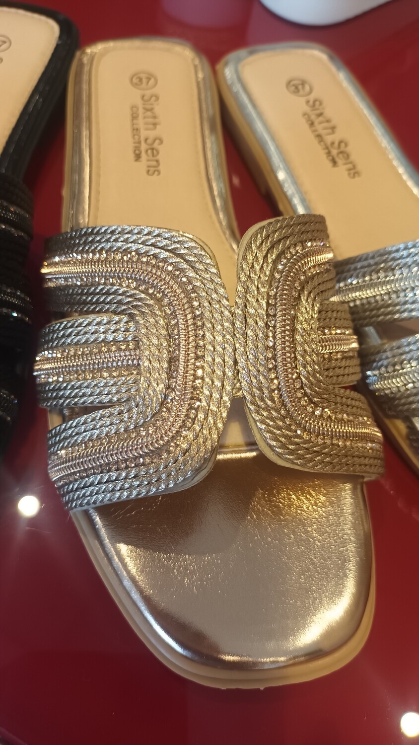 Claquettes strass champagne