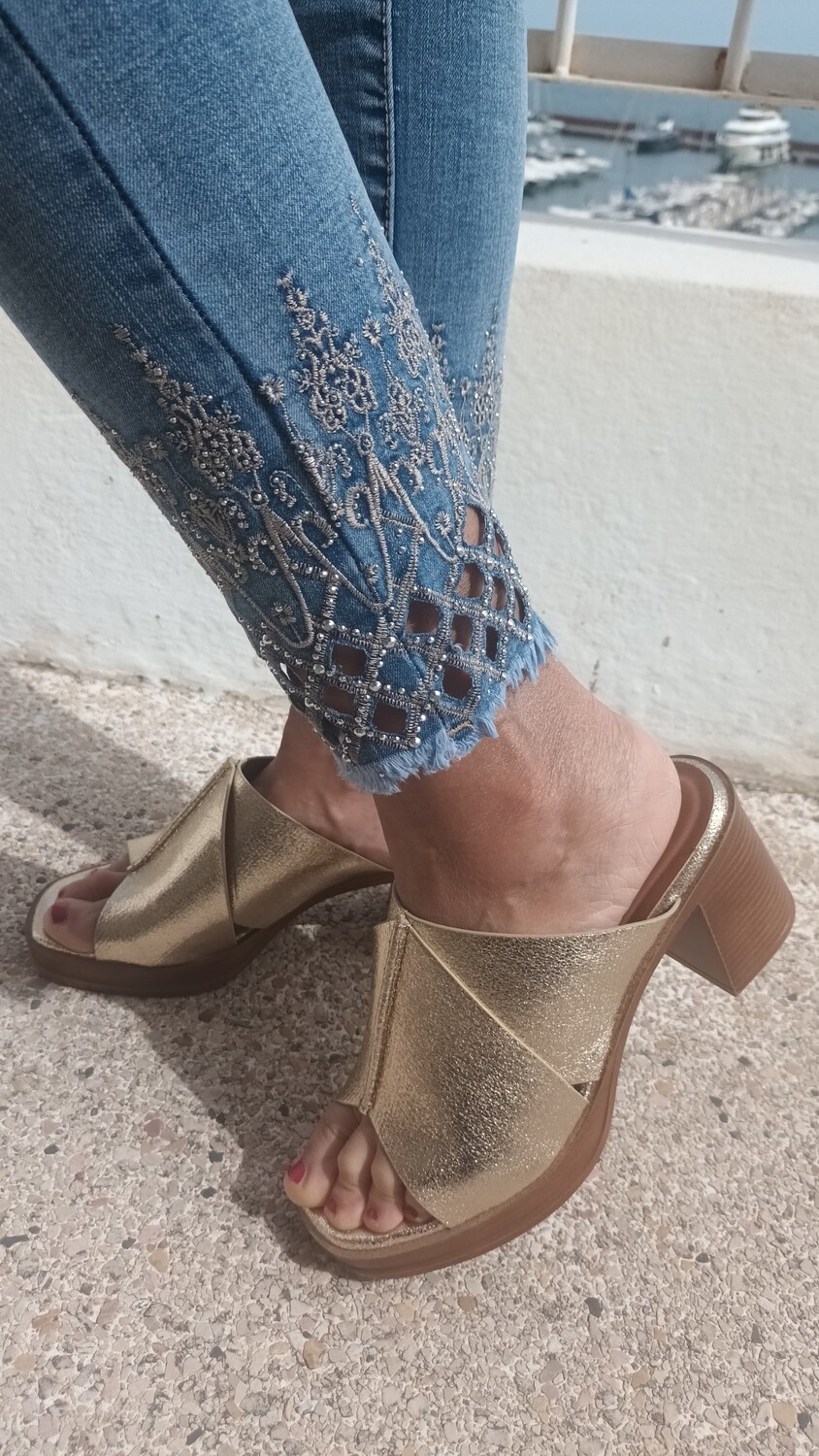 Jean Capri dentelle
