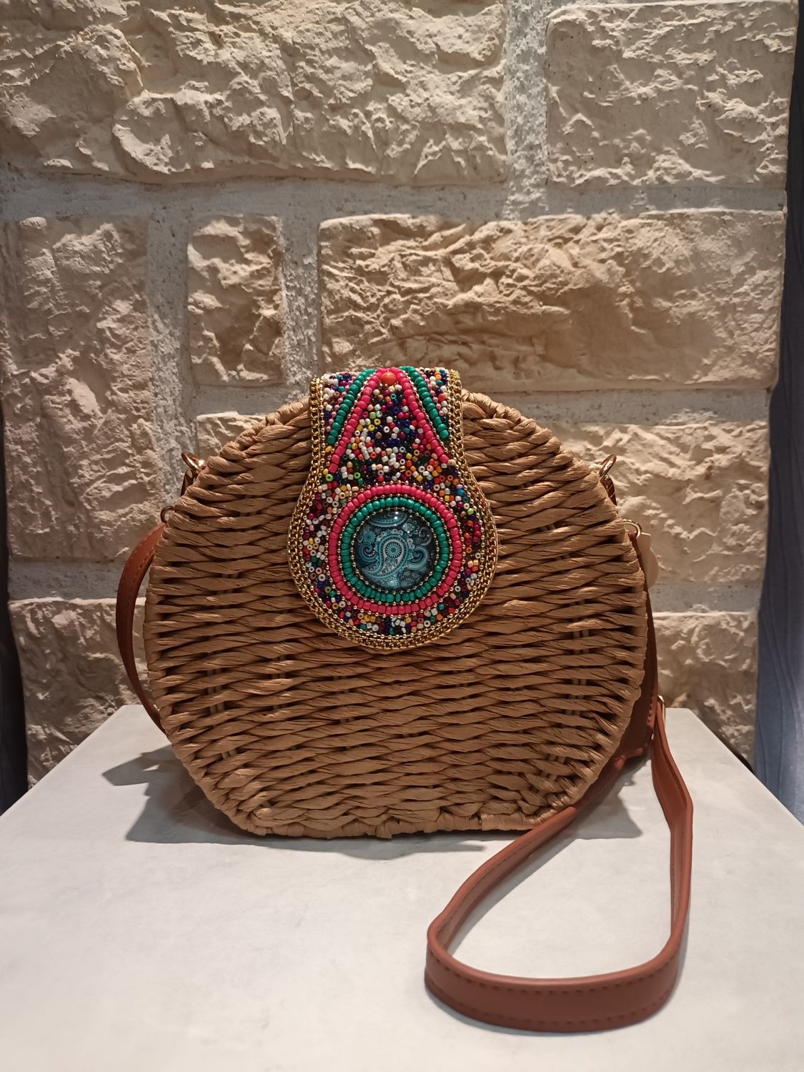 Sac rond perles camel