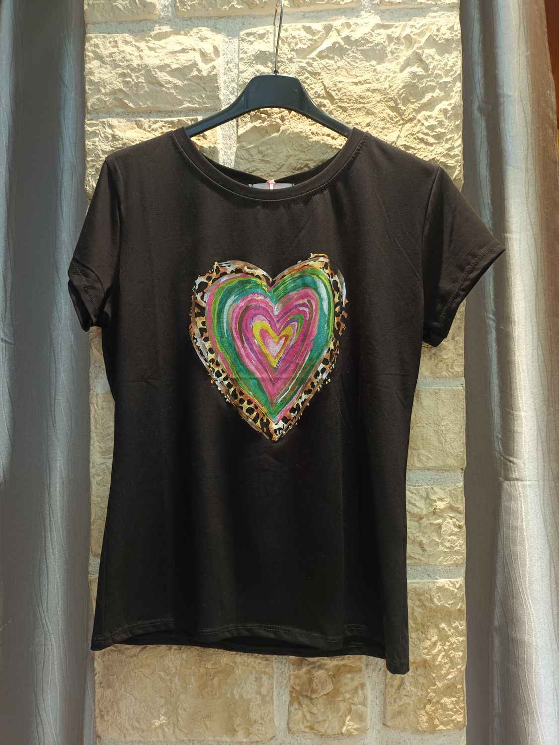 T-shirt Happiness noir