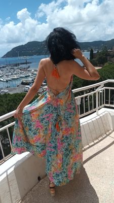 Robe longue dos nu turquoise et jaune Robe longue dos nu turquoise et jaune