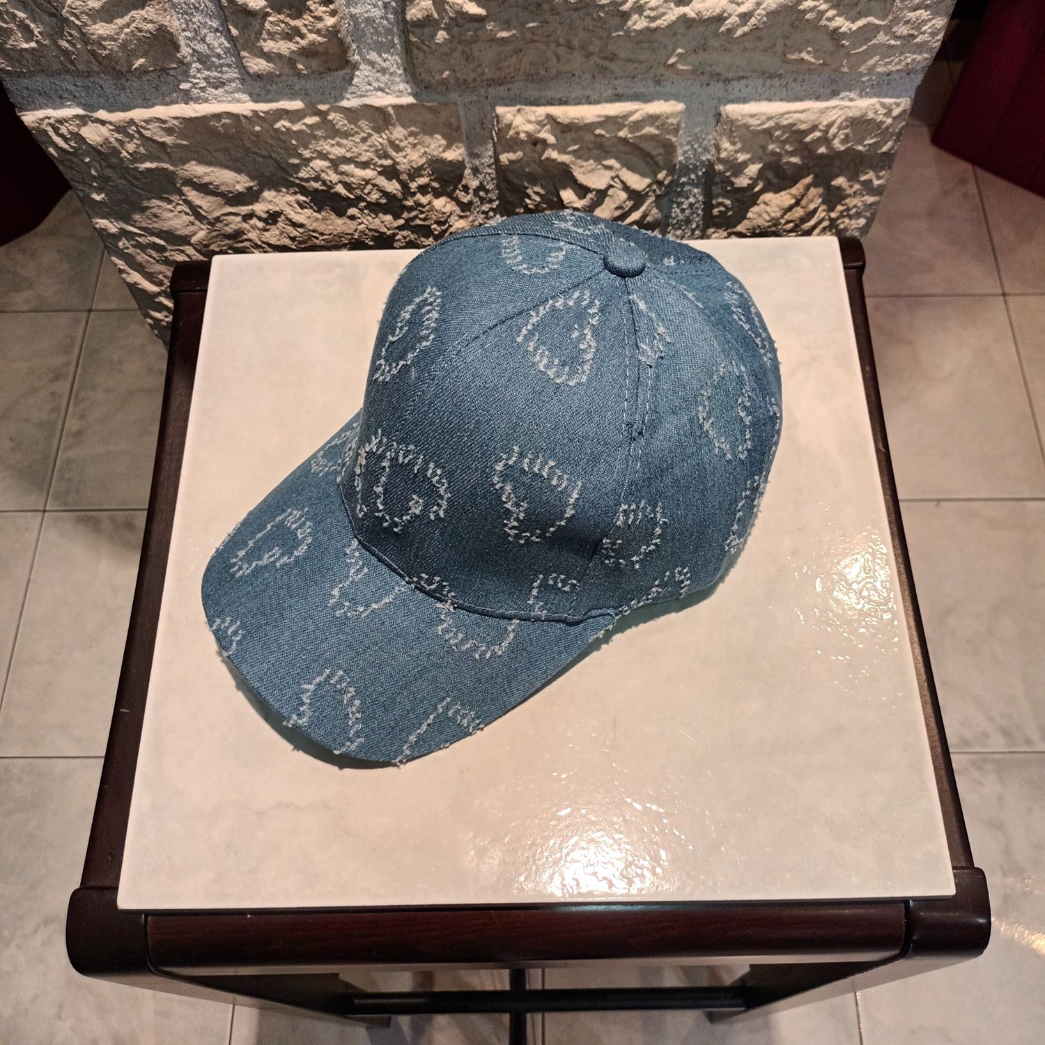 Casquette jean coeurs