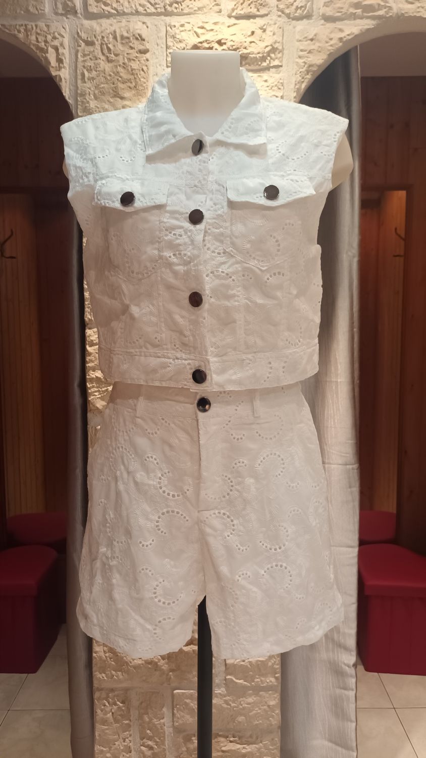 Ensemble short broderie anglaise blanc 